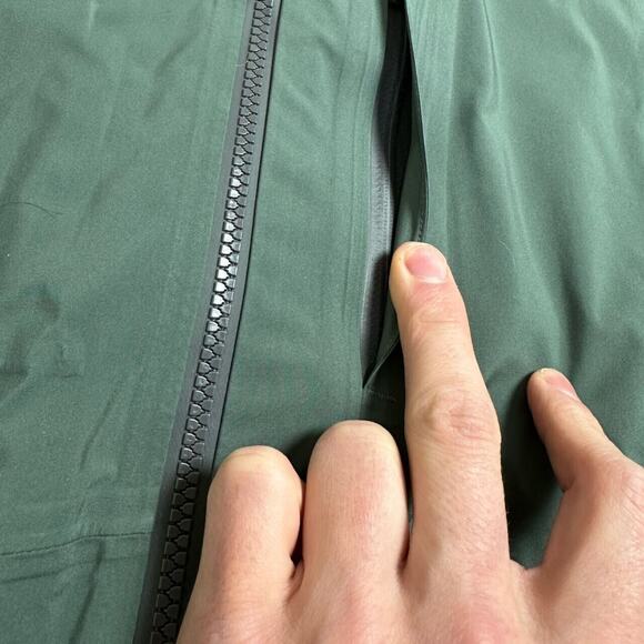 Lululemon Men’s Waterproof Full-Zip Rain Jacket Green XL - Picture 6 of 14